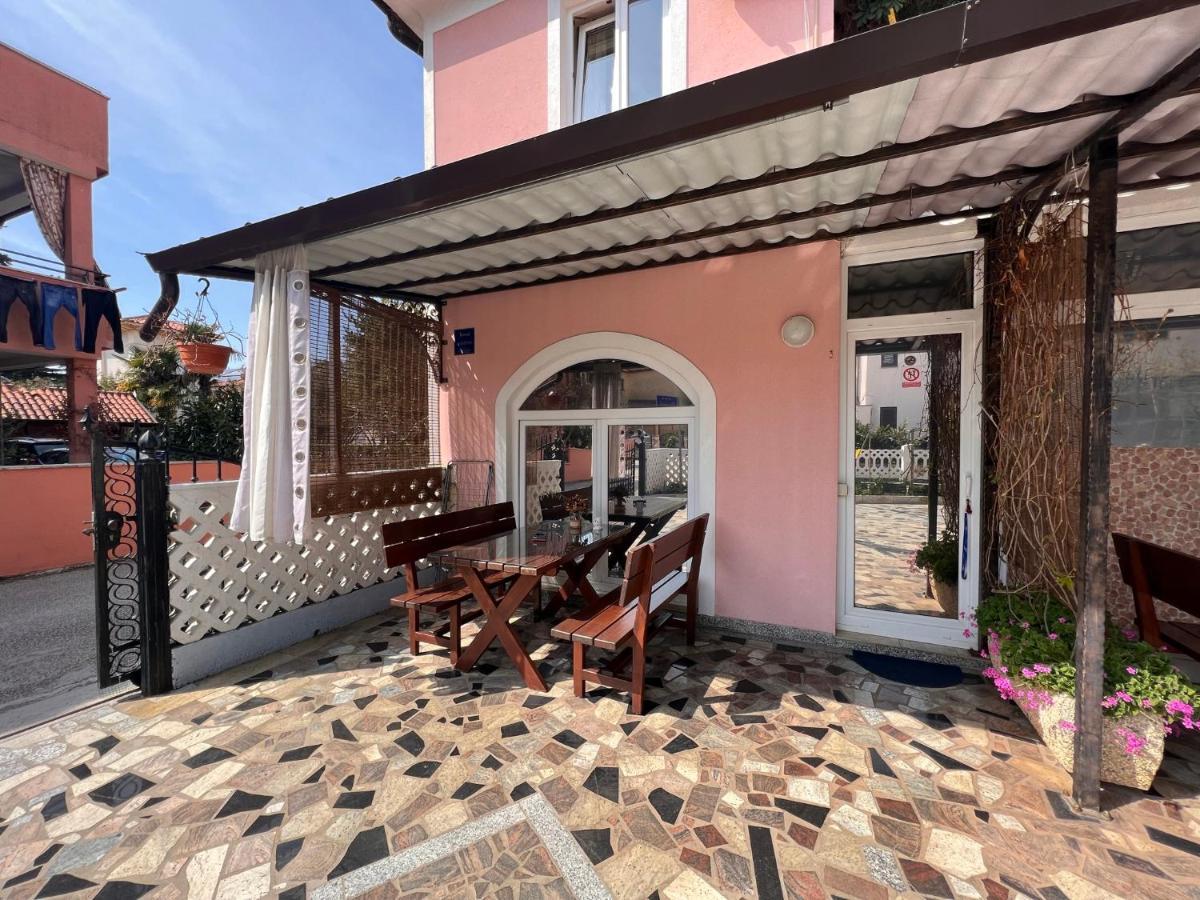 Apartments Tereza Novigrad Istria エクステリア 写真