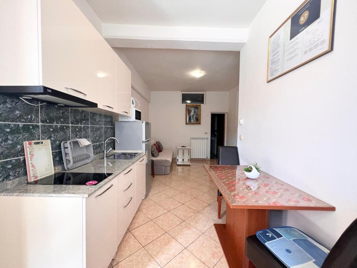 Apartments Tereza Novigrad Istria エクステリア 写真