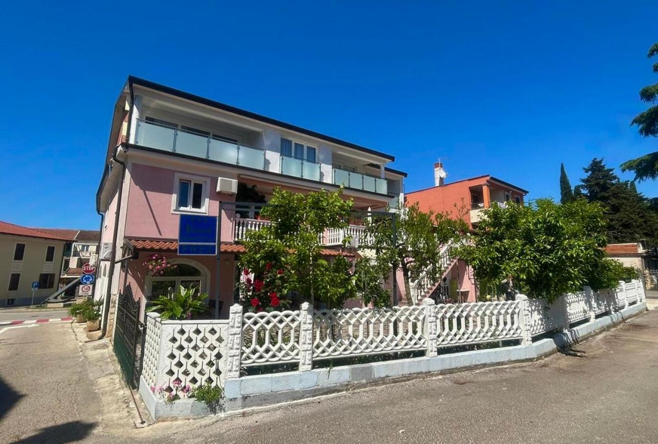Apartments Tereza Novigrad Istria エクステリア 写真